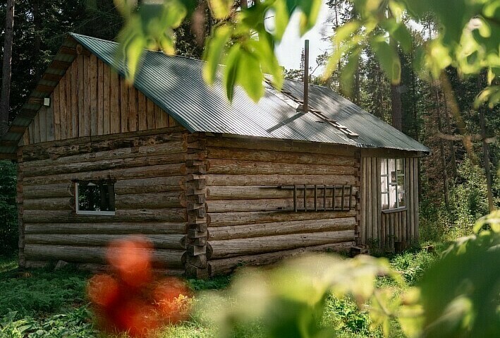 Рыболовная заимка ТУНГУС, домик в глухой тайге